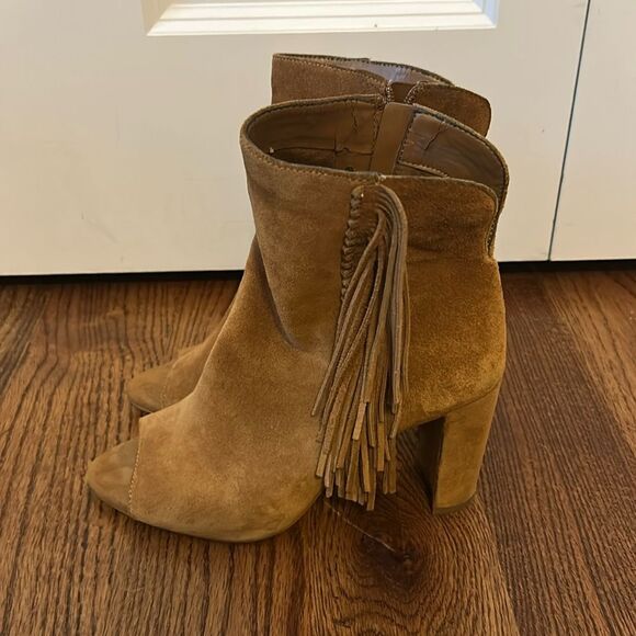Gianni Bini Fringe Open Toe Tan Suede Leather Zip Booties Size 8.5 - Picture 1 of 5